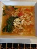 Sopa de coditos con pollo