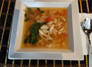 Una foto de Sopa de coditos con pollo