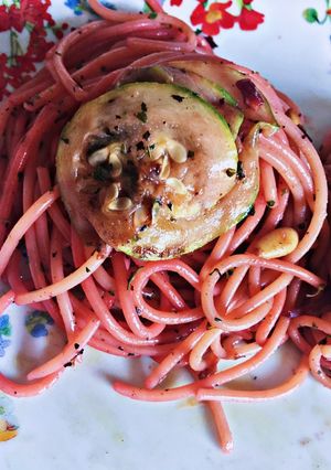 Una foto de Pasta a la remolacha🍝🥒