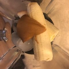 A picture of Maddie’s Peanut Butter Banana Workout Smoothie.