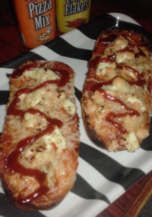 A picture of Paneer Toast.