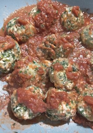Una foto de Malfatti de Espinaca y Ricota