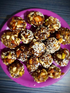 A picture of Dry fruits Ladoo.