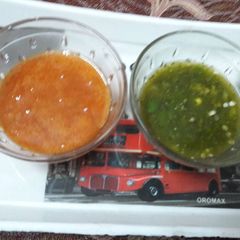 Lal and hari Chutney with every snack A picture of Lal and hari Chutney with every snack.