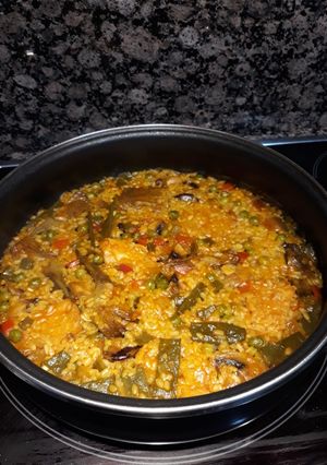 Foto principal de Arroz seco con bacalao y 10 verduras
