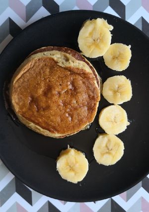 Una foto de Tortitas de plátano fácil