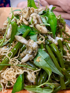 Hình của món Mì Gói Xào Ốc Móng Tay.