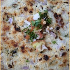 A picture of Rava Uttapam.
