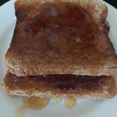 A picture of My Sweet Toast Breakfast. 😜.
