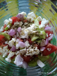 A picture of Greek Salad.