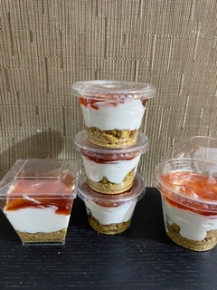 Φωτογραφία της συνταγής Ελαφρύ γλυκάκι σαν cheesecake