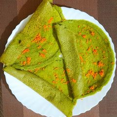 A picture of Ridge gourd / sponge gourd peel Dosa.