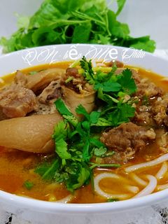 Hình của món Bún bò Huế.
