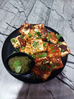 पनीर टिक्का (Paneer Tikka recipe in hindi) रेसिपी मुख्य फोटो