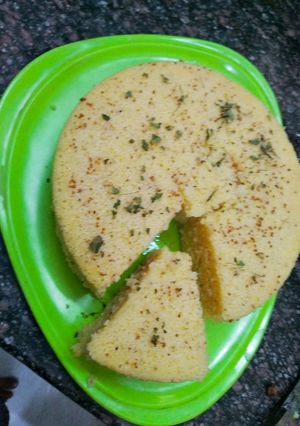 A picture of Besan Rava Dhokla.