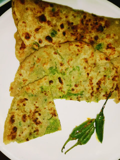 A picture of Stuffed sweet potato paratha.