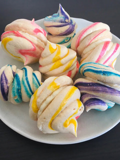 A picture of Fun-Colored Swirl Meringues.