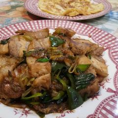 A picture of Pork Belly with Leeks and Capsicum.
