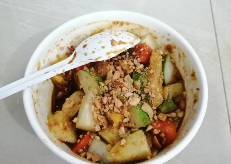 Rujak manis ala chef bayu 😉