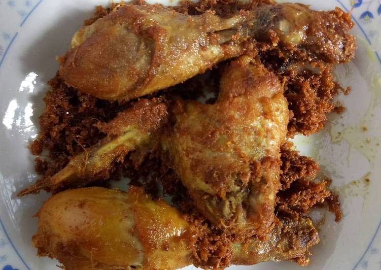 Cara termudah untuk Musim Panas LezatAyam Goreng Lengkoas