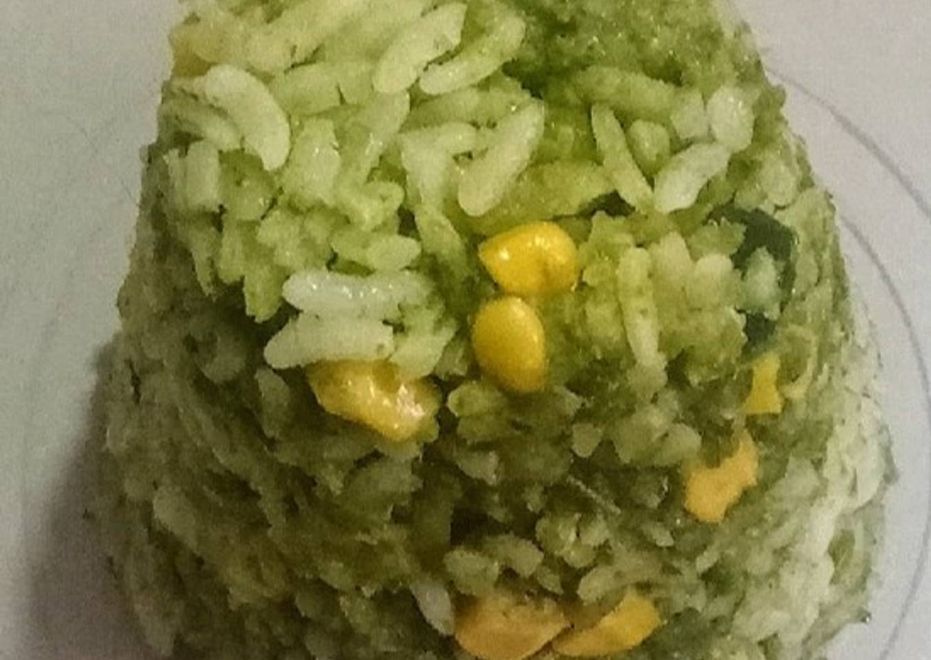 Arroz verde con elote