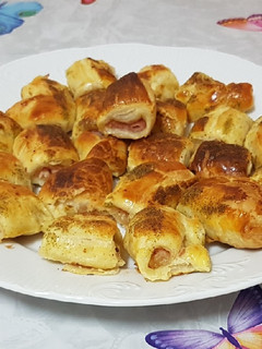 Una foto de Saladitos de jamón dulce y orégano 😋