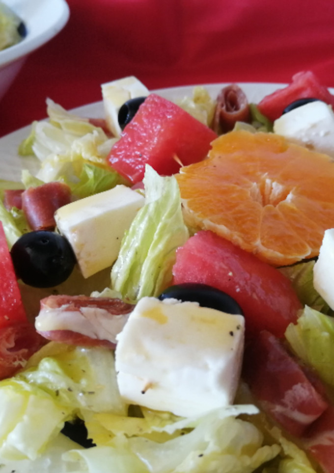 Una foto de Ensalada de sandía "Contrastes"