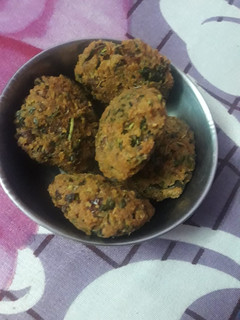 பருப்பு வடை(Paruppu vadai recipe in tamil) செய்முறை முக்கிய புகைப்படம்