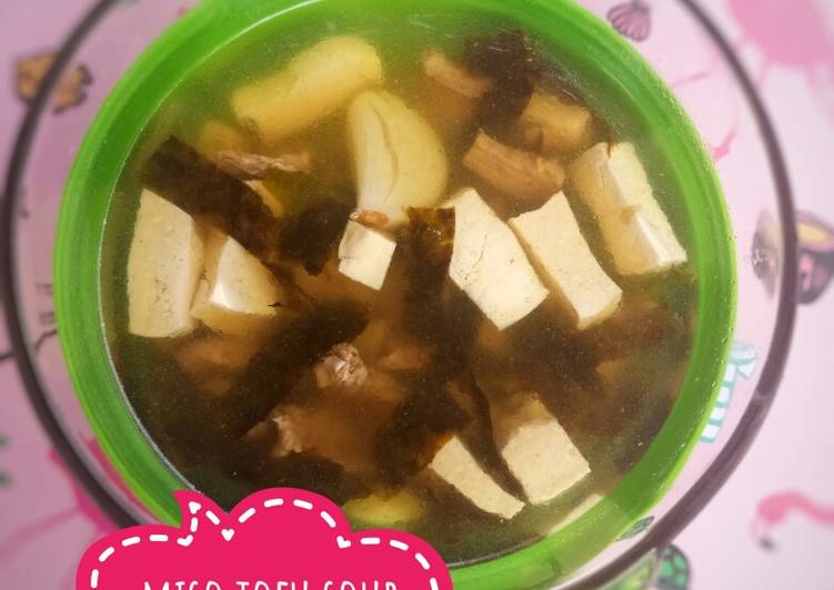 Resep Miso tofu soup Anti Gagal