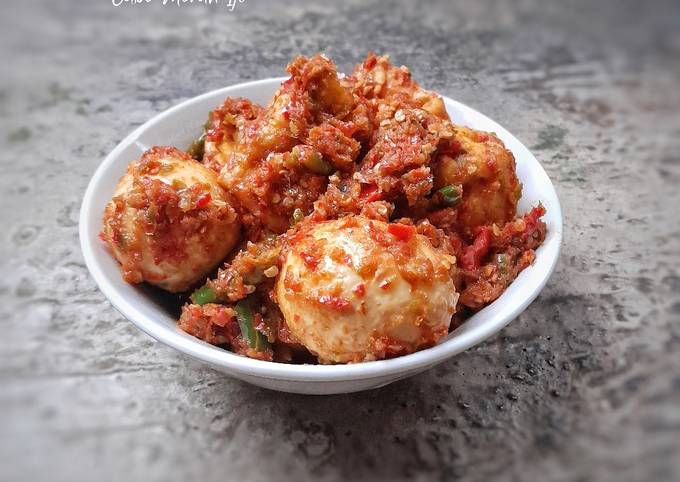 Resep Sambal Telur Tahu Cabe Merah Ijo Oleh Hadleny Kitchen Cookpad