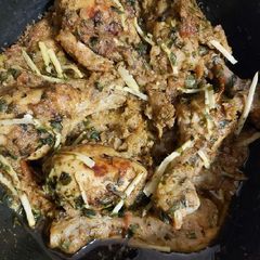 A picture of Chicken karahi.