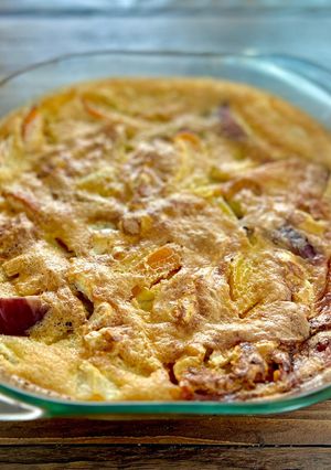 Une photo de Clafoutis aux fruits provençal inspiré d'une recette de Laurent Marriote