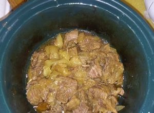 Una foto de Carne de cerdo en olla de cocimiento lento