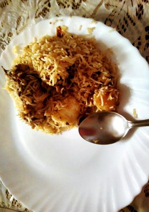 A picture of Homemade chicken biriyani.