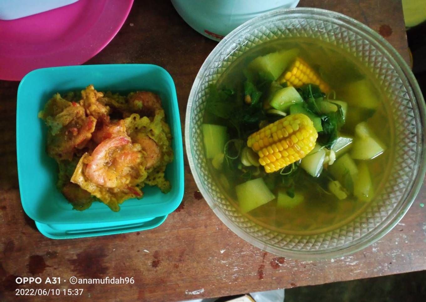 Sayur Bayam Kunci dan peyek Udang ala Mama Arjuna