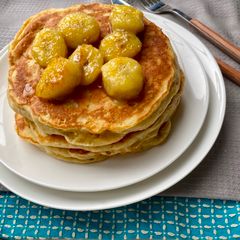 A picture of My banana pancakes.