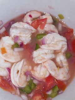 Una foto de Ceviche de camarones