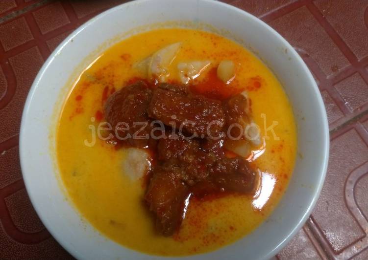 Cara Gampang Menyiapkan Lontong Sayur Lauk Daging Masak Habang yang Enak