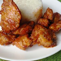A picture of Sweet & Sour Chicken.