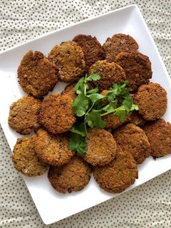 Una foto de Falafel al horno 🌱vegetariana