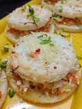 Stuffed crisp bread