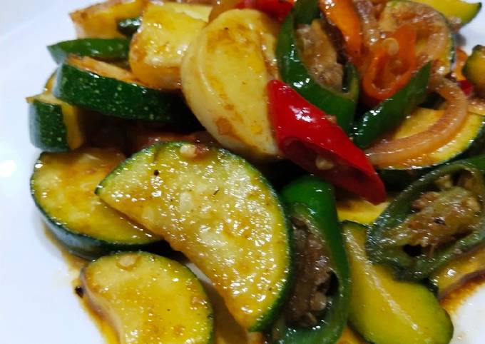 Tumis Zucchini Tofu