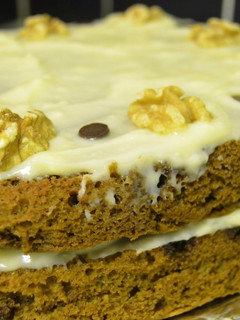 A picture of Walnut and Coffee cake.