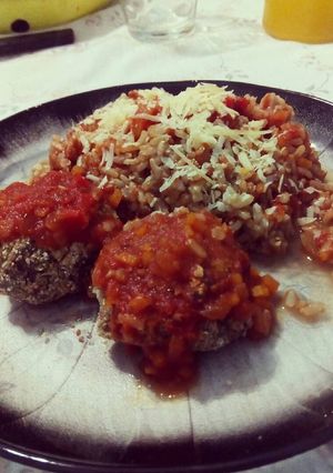 Una foto de Albóndigas de lentejas con arroz