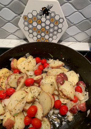 A picture of Summer Breakfast Potatoes.