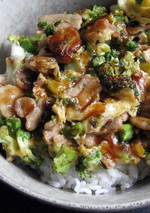 A picture of Broccoli, Pork & Egg Rice Bowl.