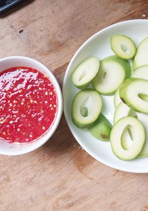 Hình của món Xoài bao tử chấm mắm ớt đường.