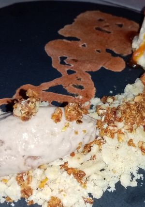 Una foto de Helado de pan de muerto con nuez