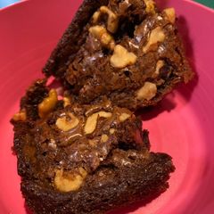 A picture of Chocolate fudge brownies.