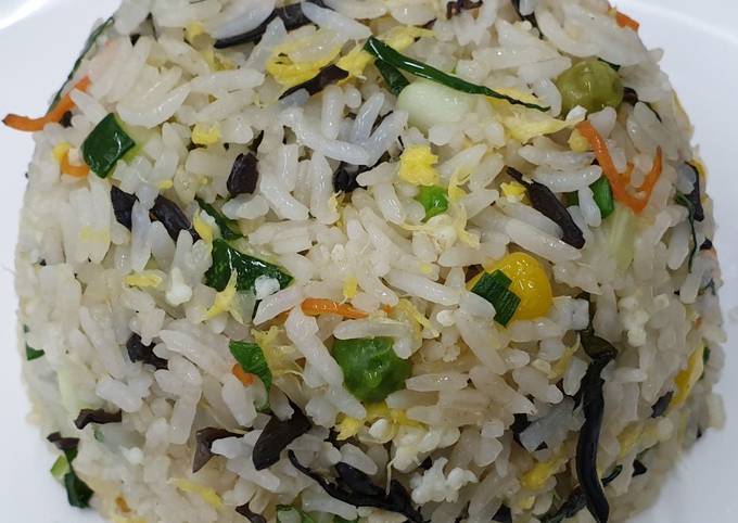 Easiest Way to Make Favorite Vegetarian Fried Rice for Dinner Recipe